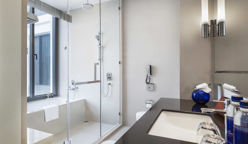 The Pillars Executive One Bedroom Residences - Bathroom